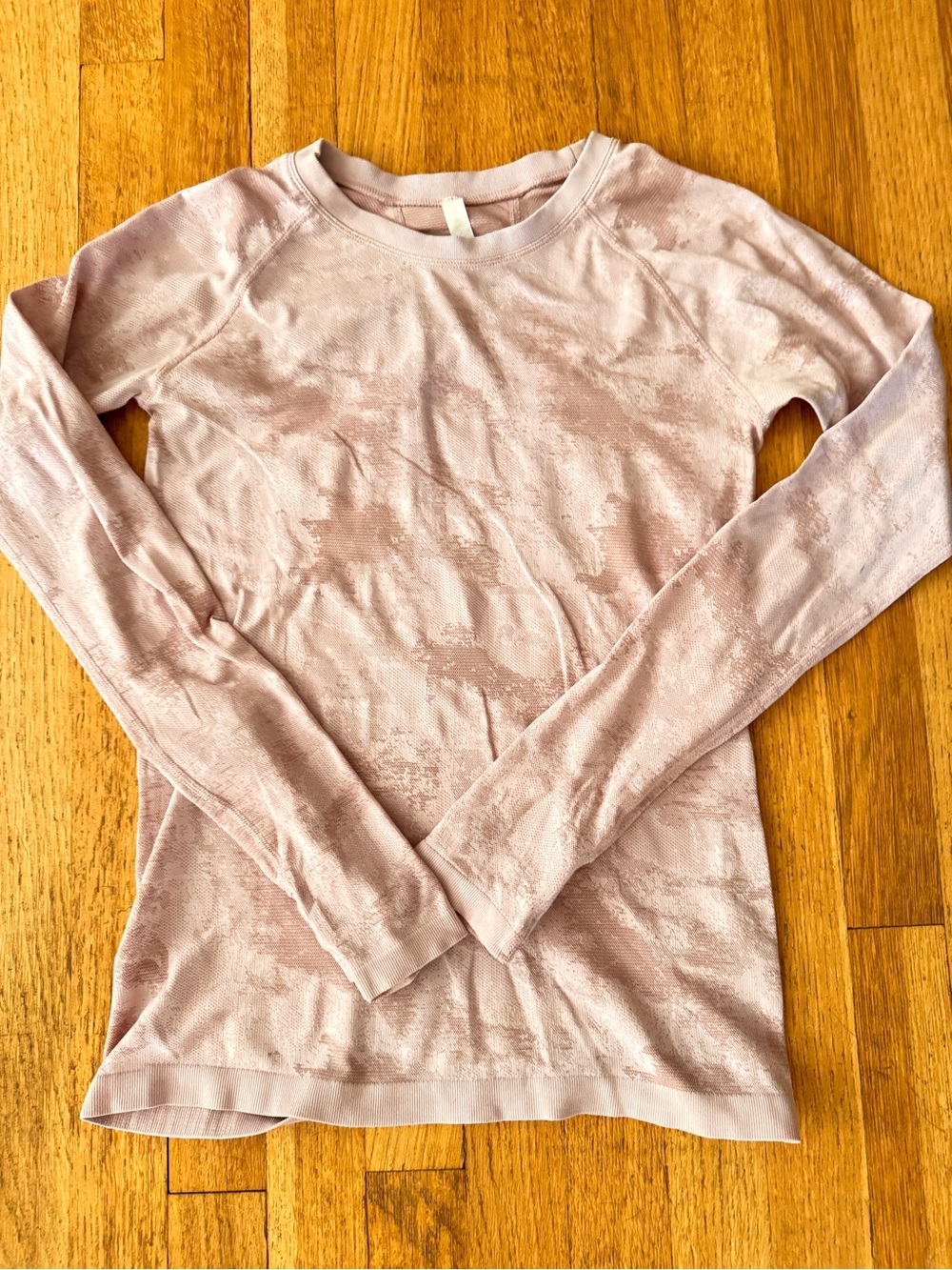 Athleta long-Sleeve Lightweight Top - Dusty camp Pink